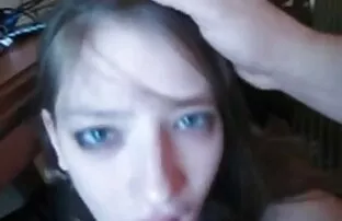 XXX Hjälp min son koppla xxx gratis porrfilm av i sängen