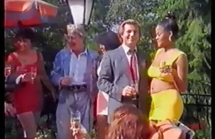 XXX Ryska par skjuta sig själva gratis porrfilm med äldre damer