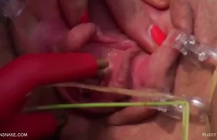 XXX Hon är väldigt läcker lespisk sex film