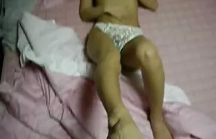 XXX Frun gravid porrfilm video varar 2 rundor med en stor kuk